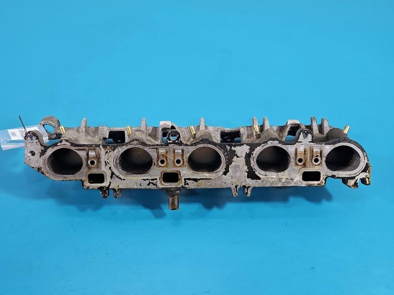 Впускний колектор Volvo S60 1068106S02