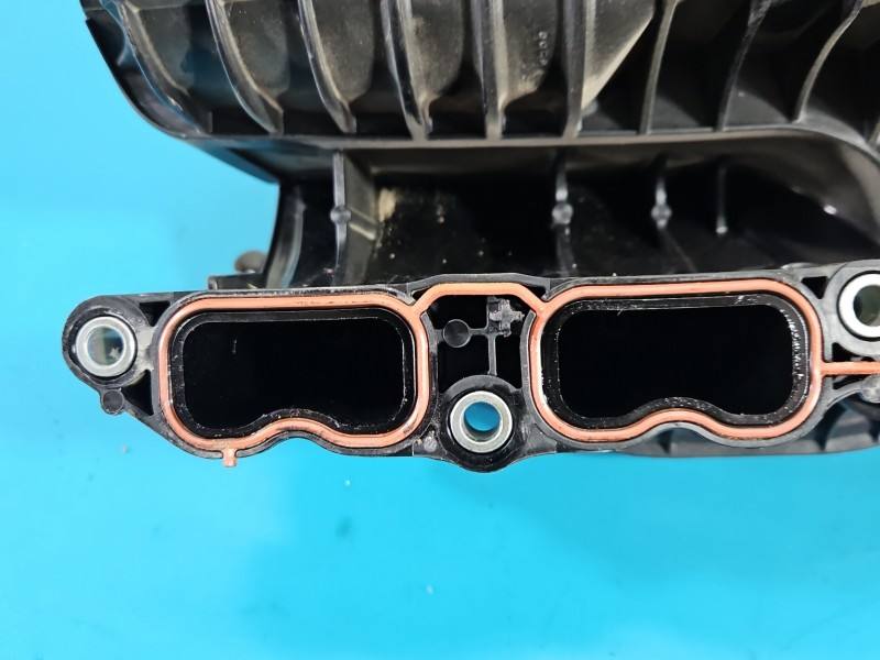 Впускной коллектор Toyota C-HR 17101-F2050 — фото детали 2