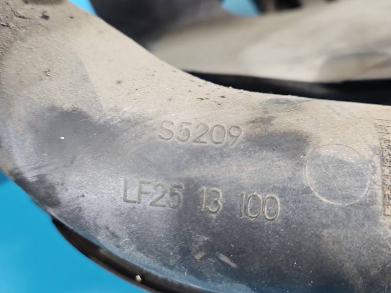 Впускний колектор Mazda 6 LF2513100 — фото деталі 4