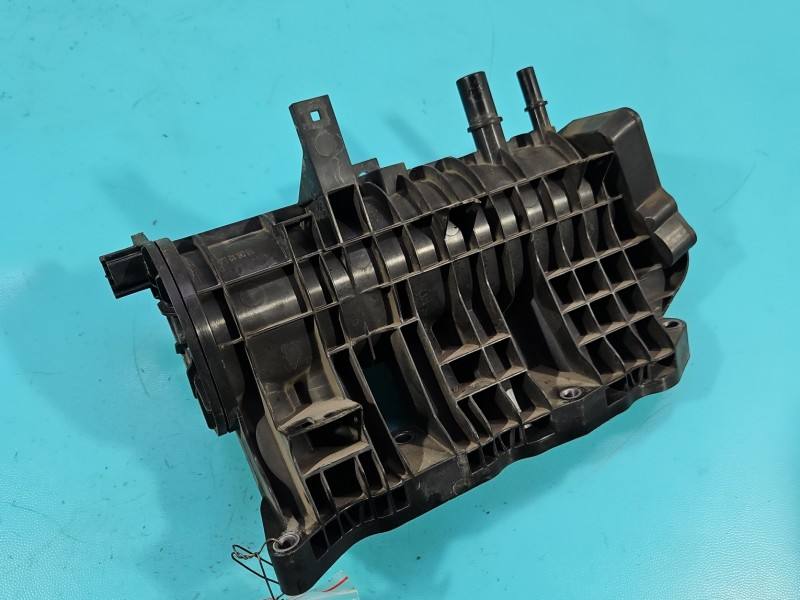 Впускний колектор Ford Focus H6BG-9424-CA