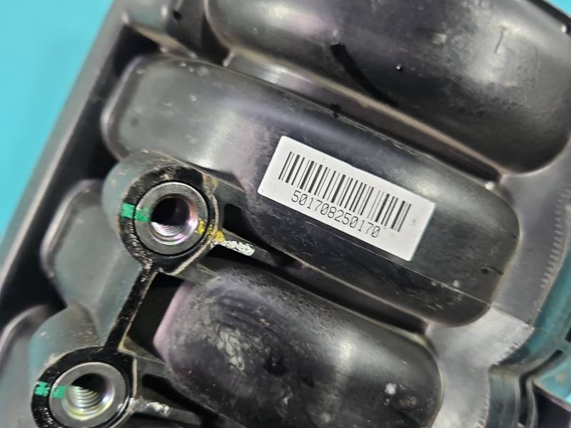 Впускной коллектор Kia Niro 501708250170 — фото детали 10