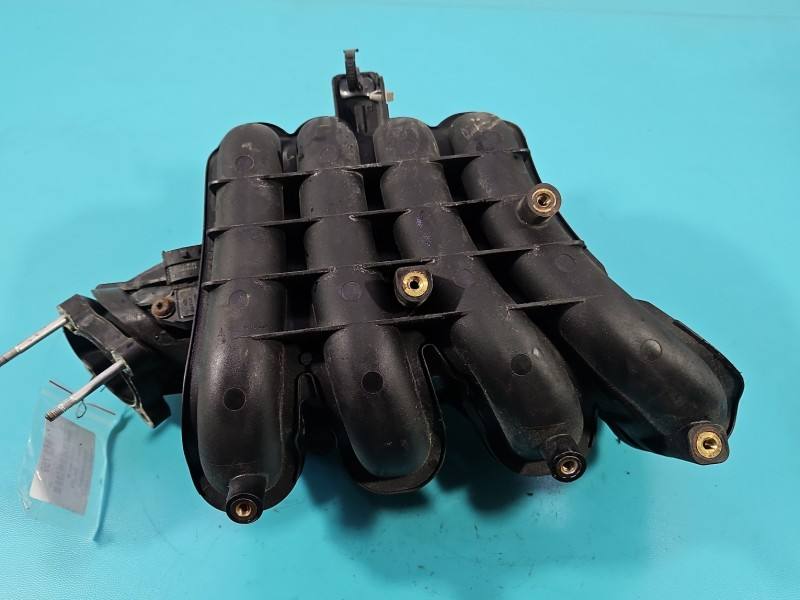 Впускной коллектор Hyundai I20 — фото детали 2