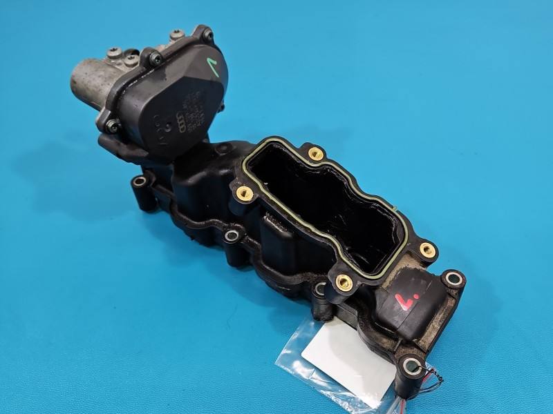 Впускний колектор Audi Q5 059129711