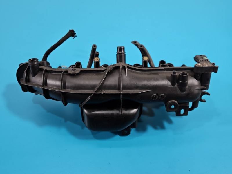 Впускний колектор Opel Astra J 1064932S03 — фото деталі 5