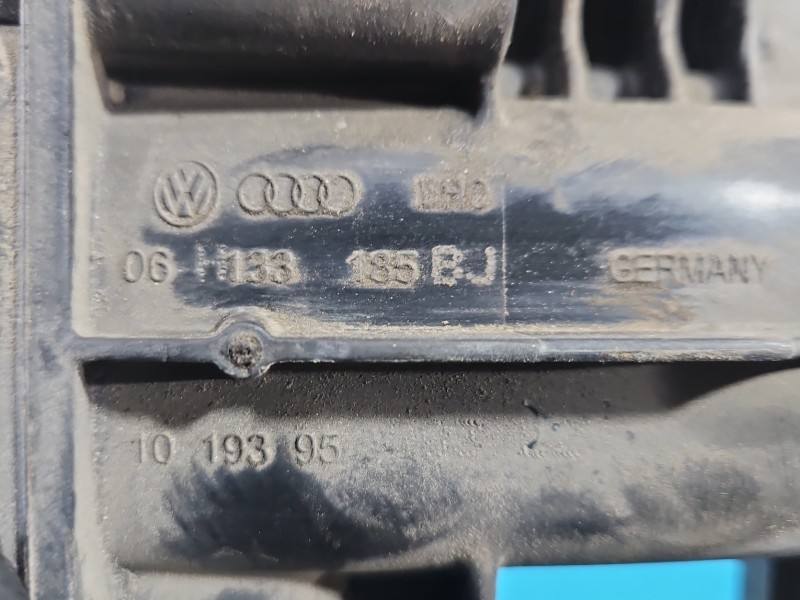 Впускной коллектор Audi A8 D4 06H133185BJ — фото детали 5