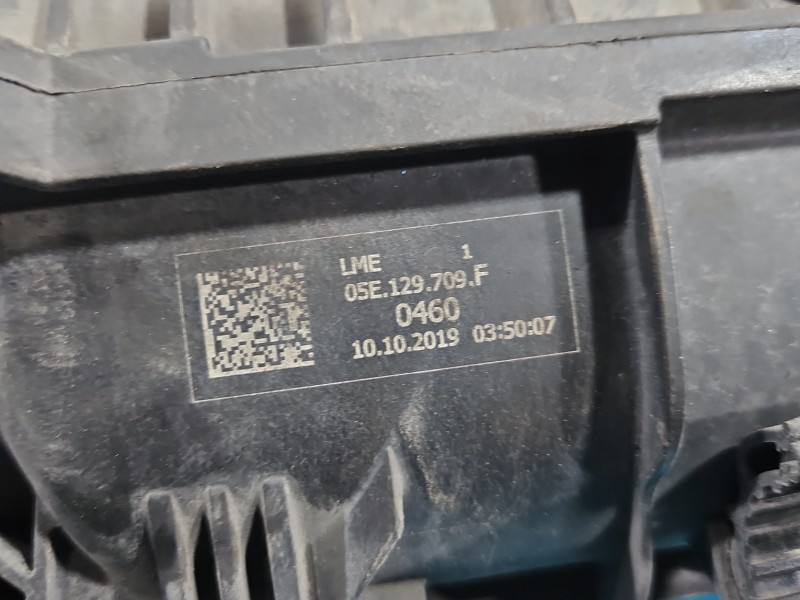 Впускний колектор Skoda Octavia 3 05E129709F — фото деталі 4