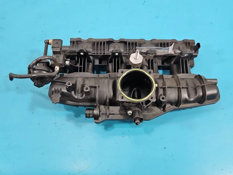 Впускний колектор Audi A4 B8 06H133185M