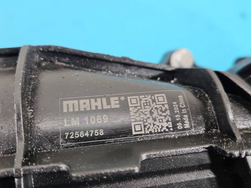 Впускний колектор BMW X5 E70 72564758 — фото деталі 2