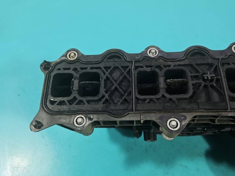 Впускний колектор Mercedes B W246 A6510900037 — фото деталі 9