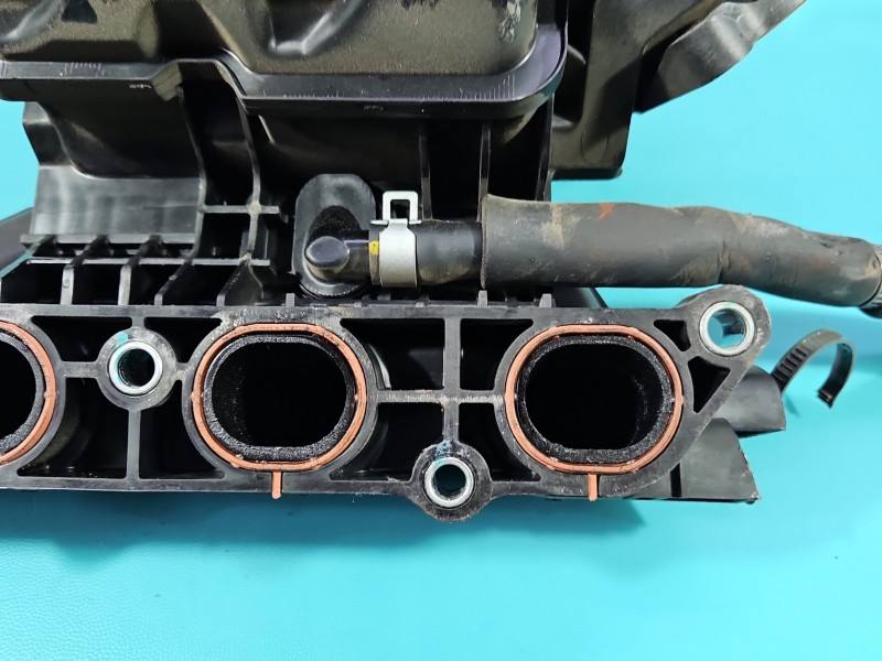 Впускной коллектор Kia Niro 28300-03HA0 — фото детали 10
