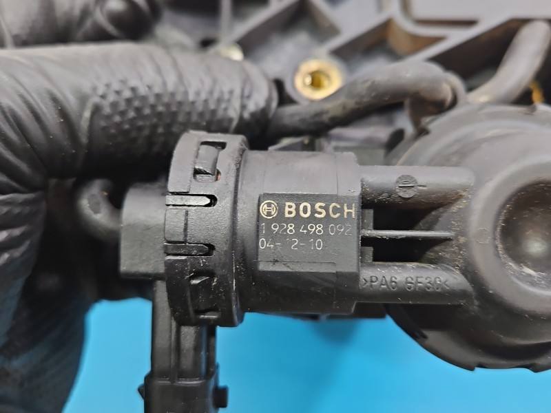 Впускний колектор Opel Meriva A 0280600048 — фото деталі 9
