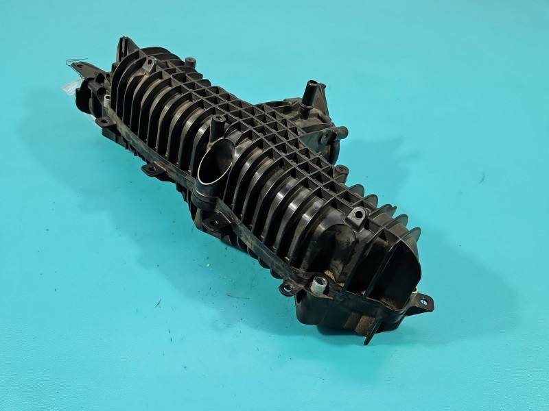 Впускний колектор Volvo S90 31355153