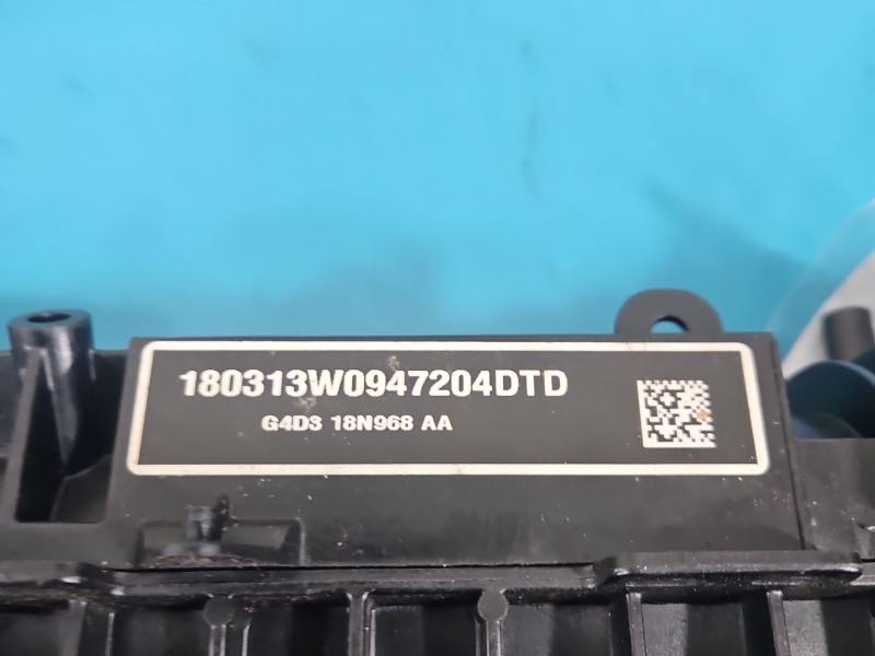 Впускний колектор Land Rover Range Rover G4D3-9424-CB — фото деталі 2