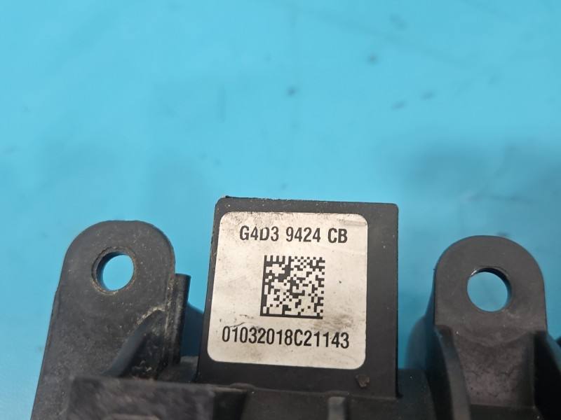 Впускний колектор Land Rover Range Rover G4D3-9424-CB — фото деталі 3