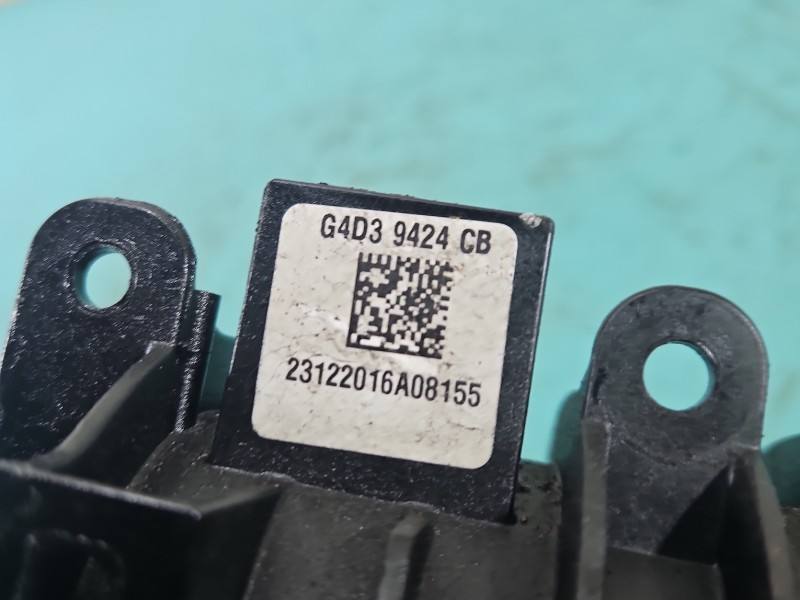 Впускний колектор Land Rover Discovery G4D3-9424-CB — фото деталі 8