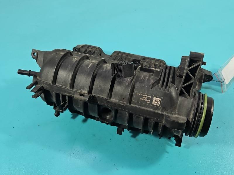 Впускний колектор Volkswagen Tiguan 05E129709F — фото деталі 6