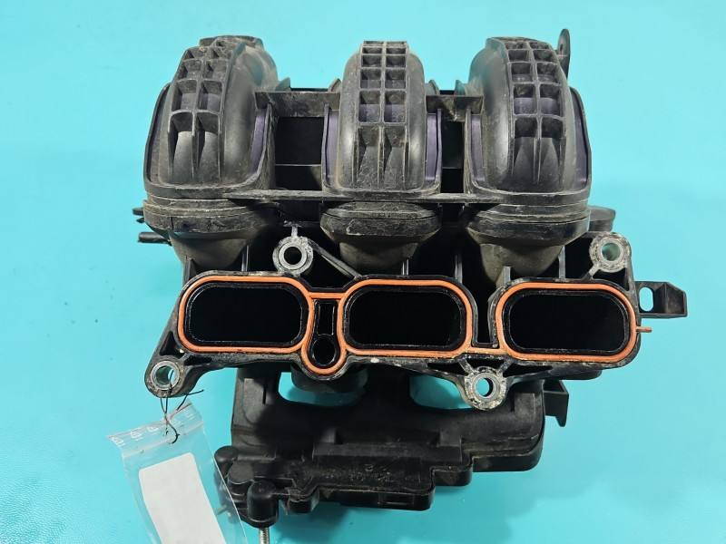 Впускний колектор Toyota Aygo — фото деталі 6