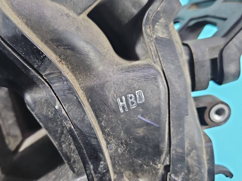 Впускний колектор Toyota Aygo — фото деталі 9