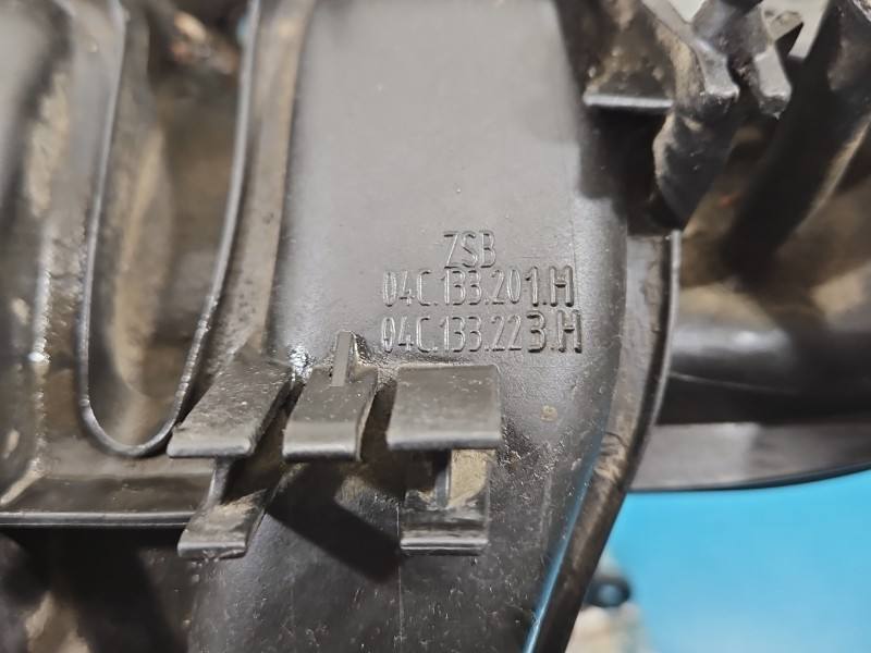 Впускний колектор Skoda Citigo 04C133201H — фото деталі 7