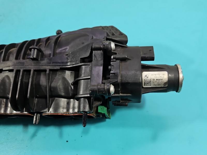 Впускний колектор BMW X5 F15 0280751014 — фото деталі 4