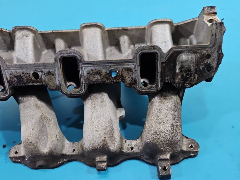 Впускний колектор Dodge Caravan 04781035AF — фото деталі 5