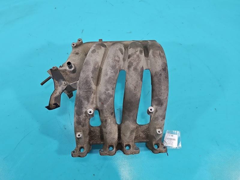 Впускной коллектор Audi A4 B5 050133223