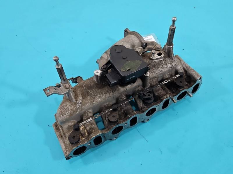 Впускний колектор Ssangyong Rexton A6711410604