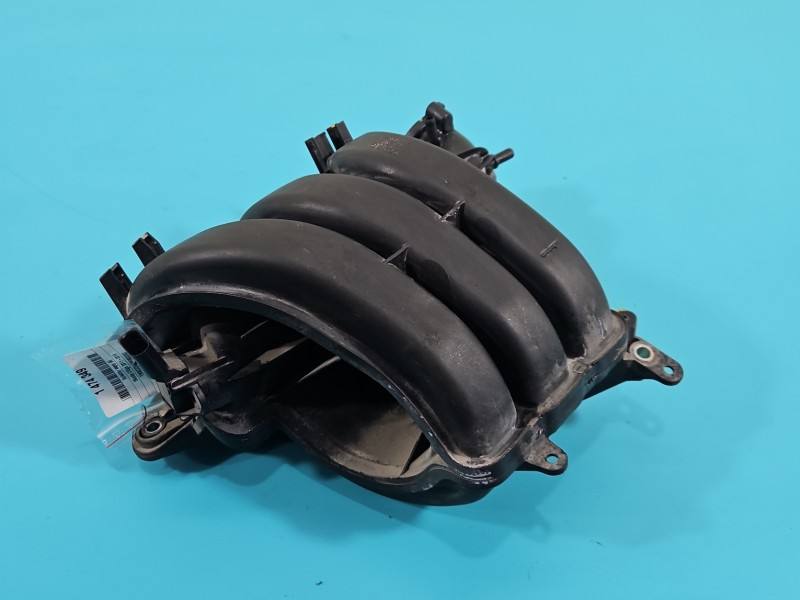 Впускний колектор Skoda Citigo 04C133201L — фото деталі 3