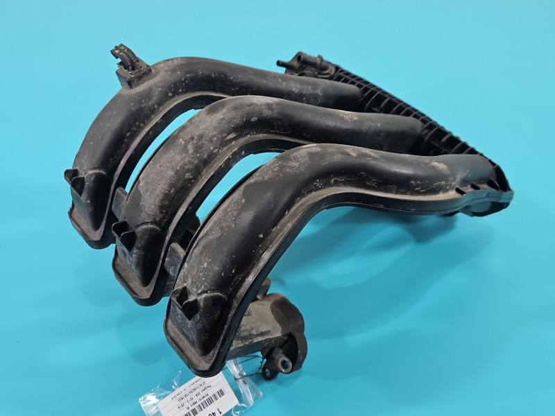 Впускний колектор Peugeot 208 9673063980