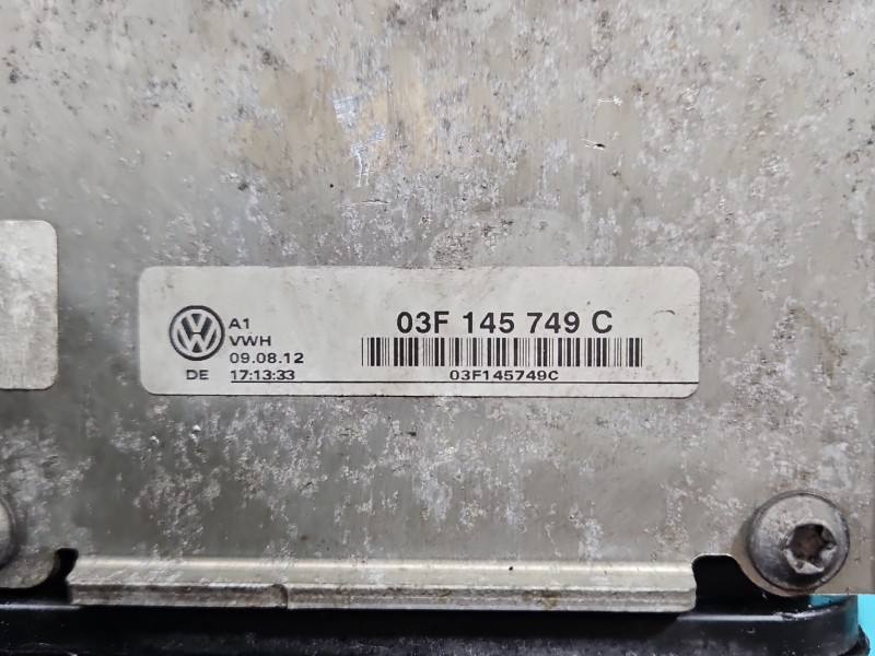 Впускний колектор Volkswagen Jetta 03F145749C — фото деталі 7