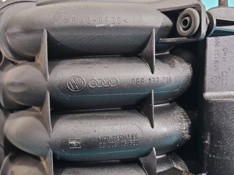 Впускний колектор Audi A4 B6 06B133216G — фото деталі 14