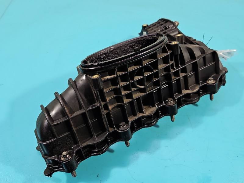 Впускний колектор Mercedes B W246 A6510900037 — фото деталі 3