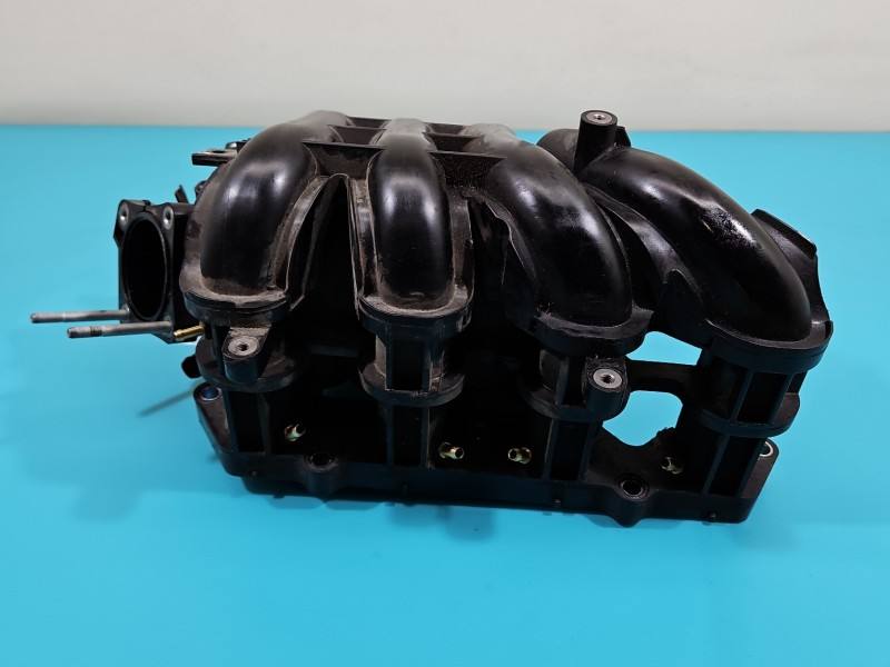 Впускной коллектор Hyundai I20 39300-03000 — фото детали 2