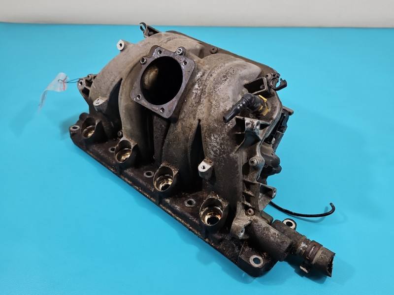 Впускний колектор Opel Zafira A 90536060