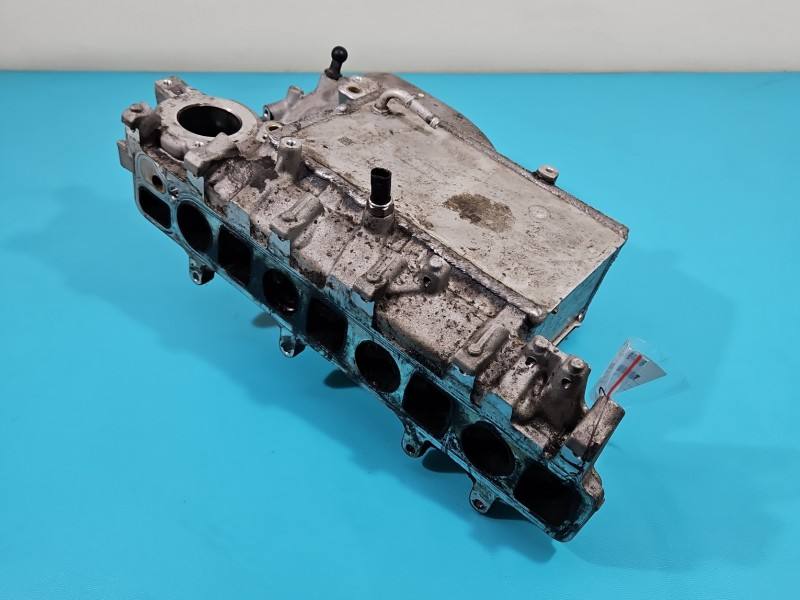 Впускной коллектор Volkswagen Caddy 05L129766R