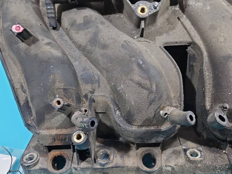 Впускний колектор Citroen Xsara 9653968580 — фото деталі 4