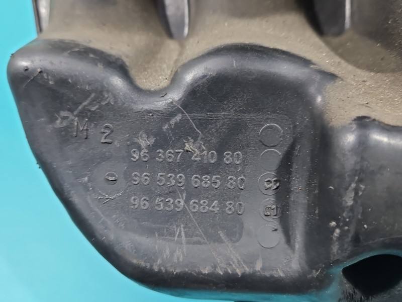 Впускний колектор Citroen Xsara 9653968580 — фото деталі 9