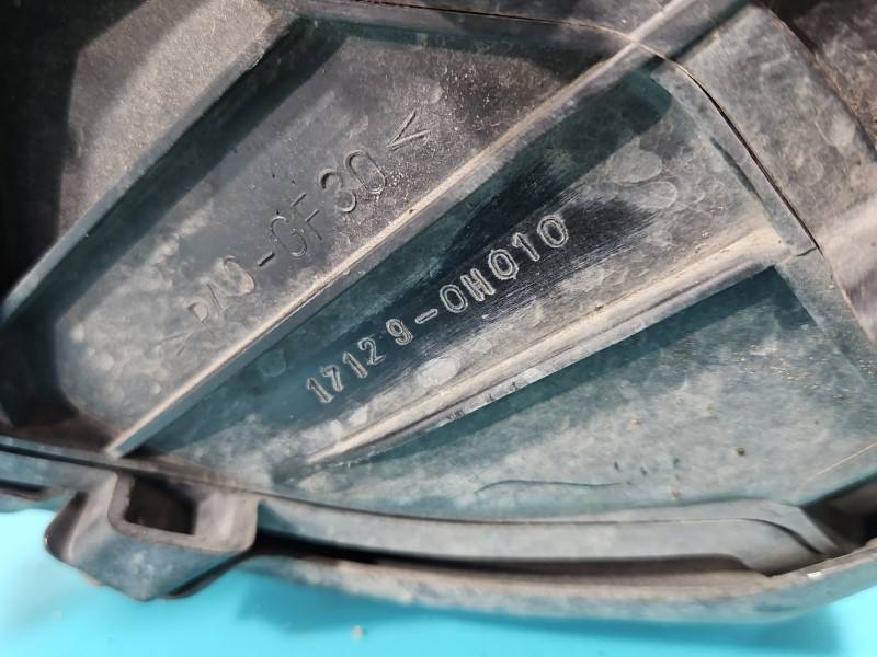 Впускний колектор Toyota Camry 17129-0H010 — фото деталі 6