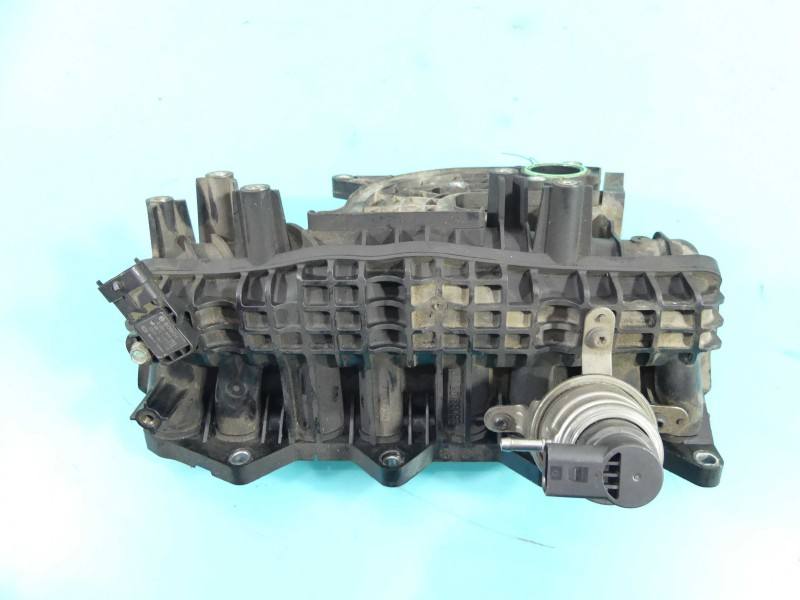 Впускний колектор Chevrolet Captiva 0281006052