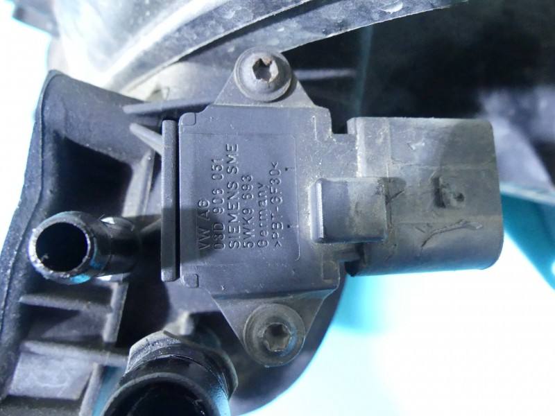 Впускний колектор Volkswagen Fox 03D906051 — фото деталі 6