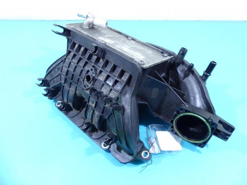 Впускний колектор Volkswagen Jetta 03F145749C