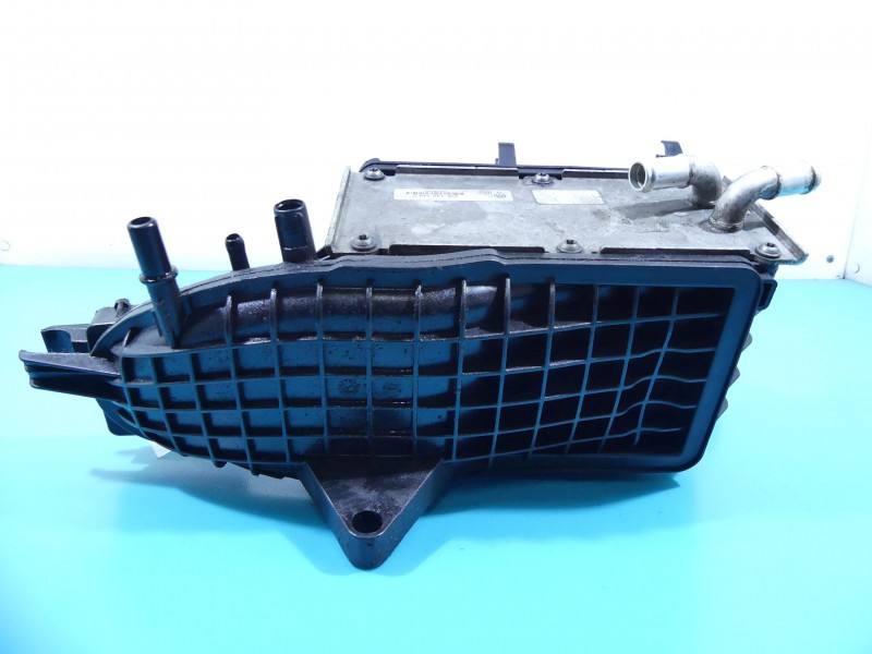 Впускний колектор Volkswagen Jetta 03F145749C — фото деталі 6