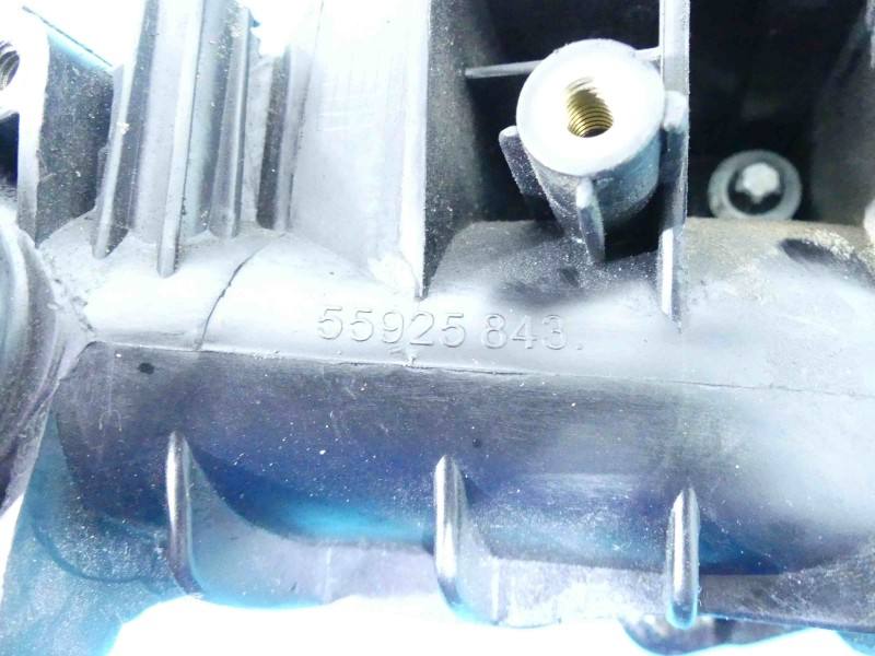 Впускний колектор Mercedes GLK X204 55925843 — фото деталі 3
