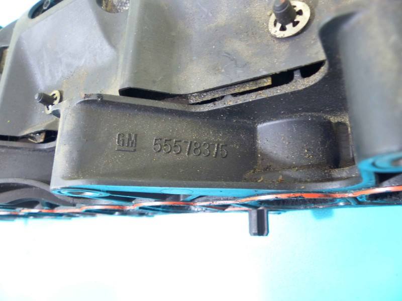 Впускний колектор Opel Astra J 55490055 — фото деталі 8