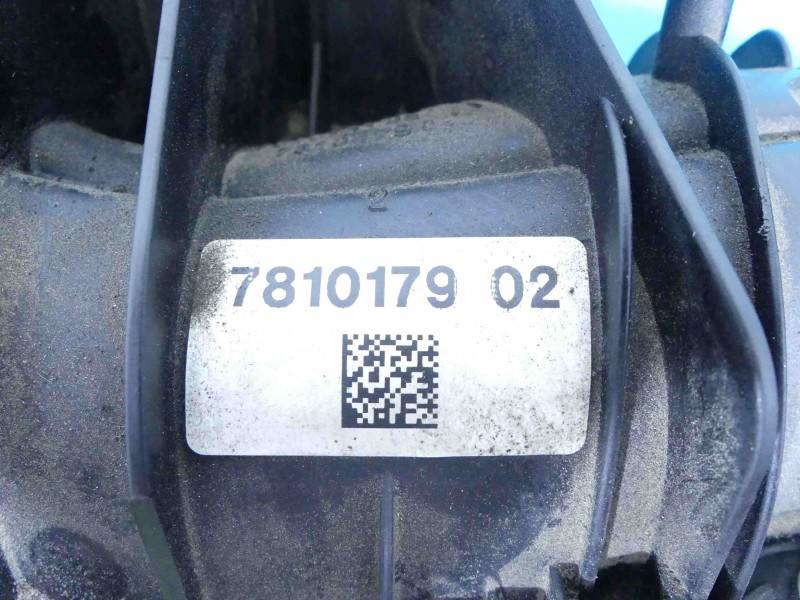 Впускний колектор BMW 1 E87 7810179 — фото деталі 3