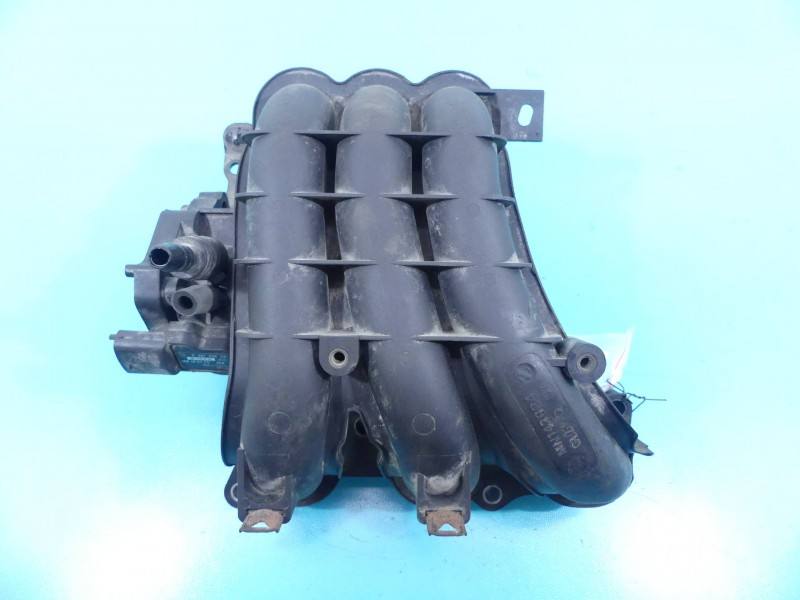 Впускной коллектор Mitsubishi Colt MN143824