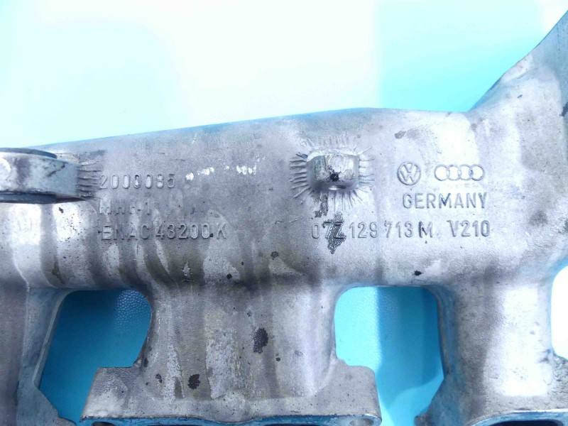 Впускний колектор Volkswagen Touareg 07Z129713M — фото деталі 4