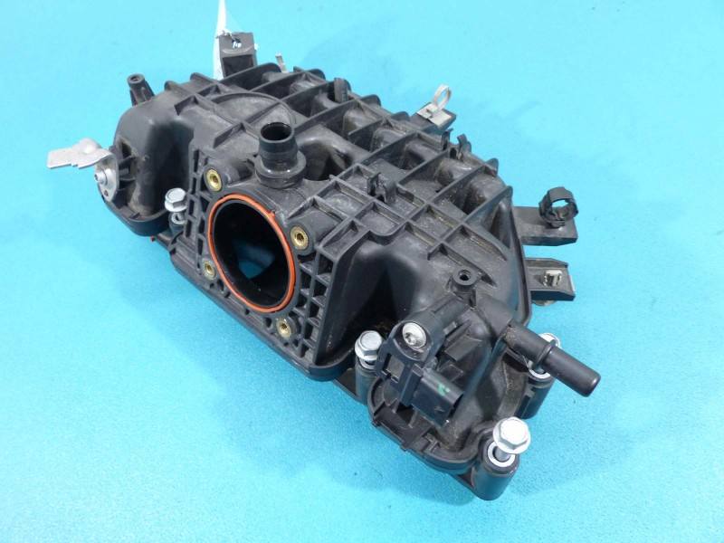 Впускной коллектор Opel Astra K 55569381