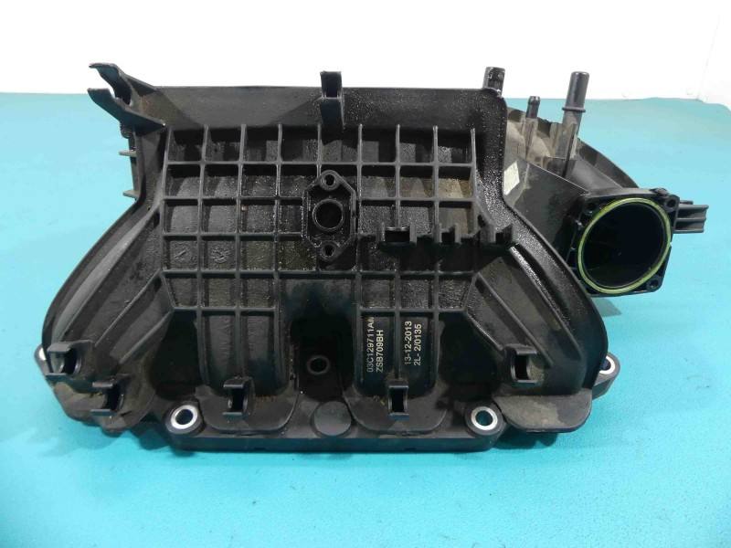 Впускной коллектор Volkswagen Jetta 03C129711AM — фото детали 4
