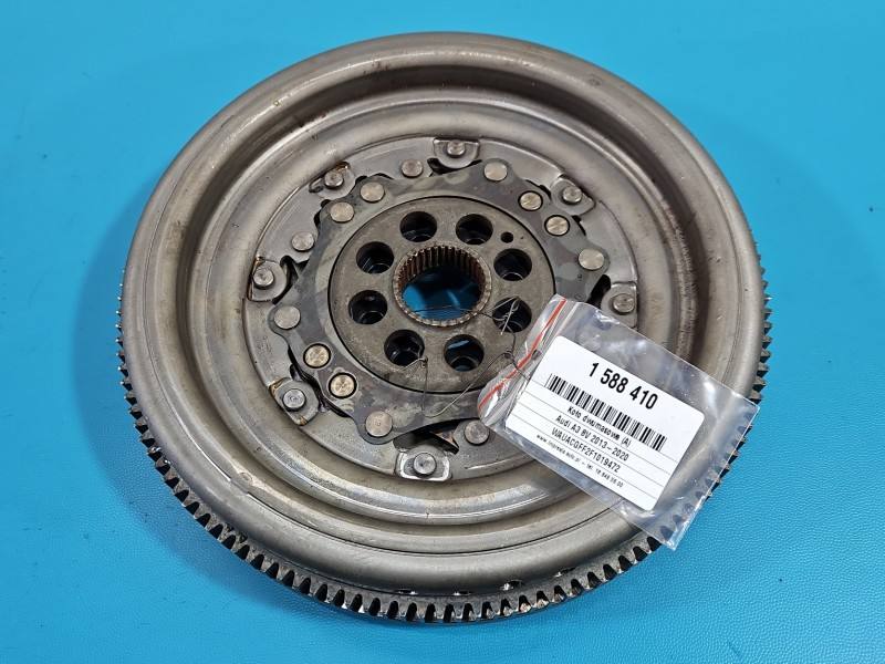 Двомасовий маховик зчеплення Audi A3 8V 06K105266J